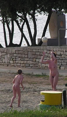 Naturistick kemp - sport