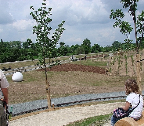 Rozhlehl zbavn park Olympia.